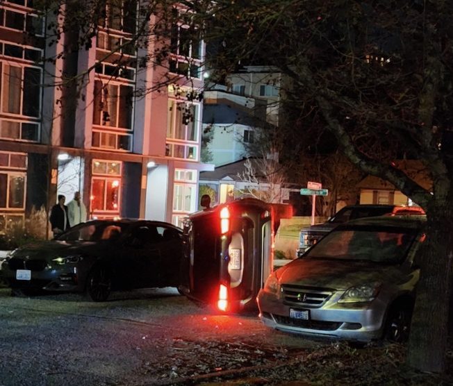 West Seattle Blog… UPDATE Caronside crash near Fairmount Park