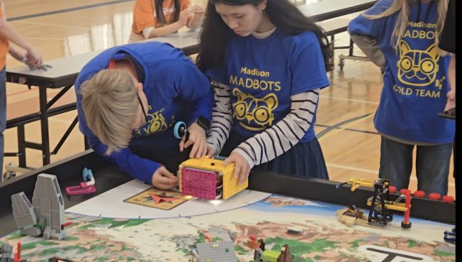 Three West Seattle schools’ teams advance in FIRST Lego League competition