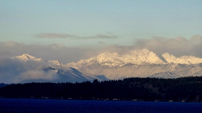 Concert, Santa photos, free life-improving workshop, SSC info session, more for your West Seattle Wednesday