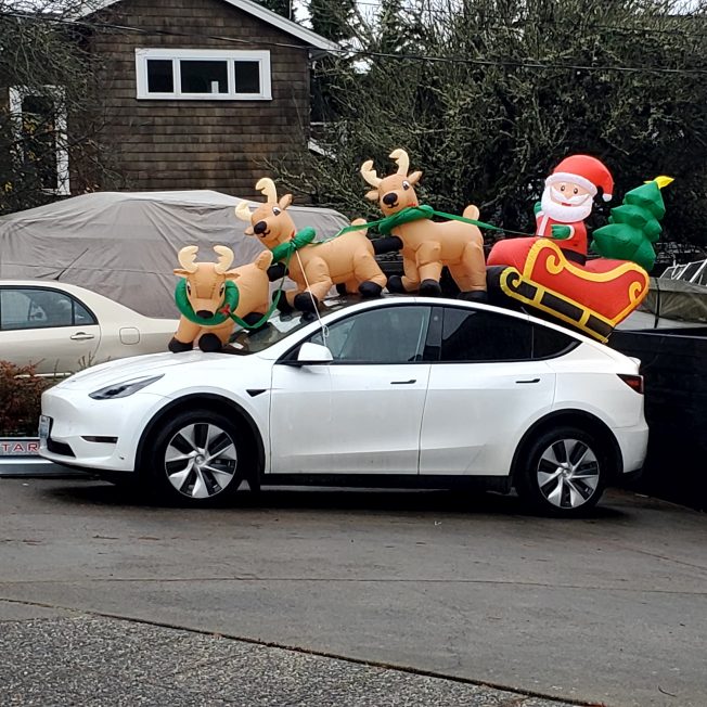 WEST SEATTLE SUNDAY: 33 holiday and non-holiday options!