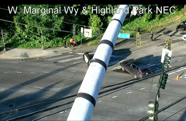 TRAFFIC, WEATHER, TRANSIT: First Seattle World Cup matchday; heat alert continues; crash updates; 35th/Fauntleroy signal trouble