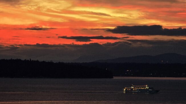 WEST SEATTLE SATURDAY: 35 notes!